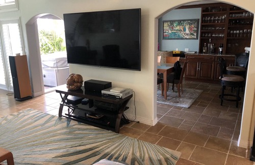 Channel Islands House | Maui living at Channel Islands, Oxnard CA with beautiful waterfall spa
