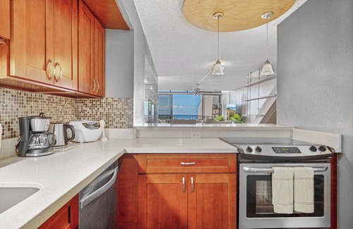 Kahana House | Maui Townhome across the Street from Pohaku Beach w/Incredible Ocean Views