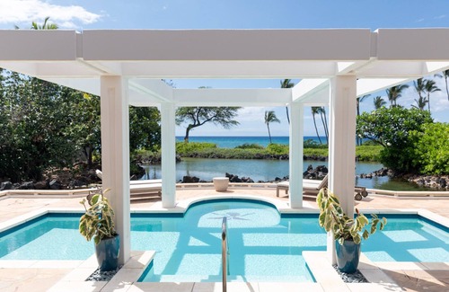Kamuela Villa | Mauna Lani Luxury Oceanfront Two Bedroom Residence