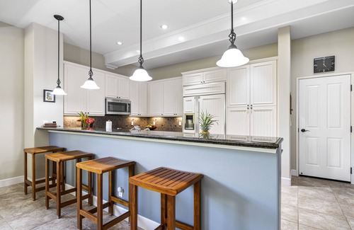Kulalani House | Mauna Lani Treasure - Newly Decorated 3 Bed/2.5 Bath Townhome with Beach Club
