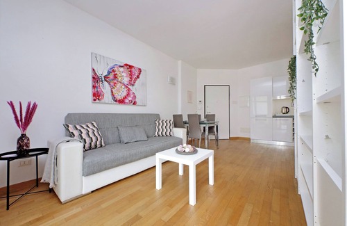 Quartiere XXII Collatino Apartment | Maurizio's flat - Studio Apartment, Sleeps 2