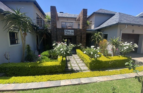 Greater Johannesburg Metropolitan Area House | Mawuya Tigashire#24 Executive Luxury Home @Waterfall