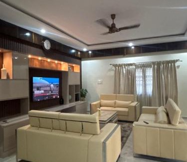 Hole Narsipur House | Max farms