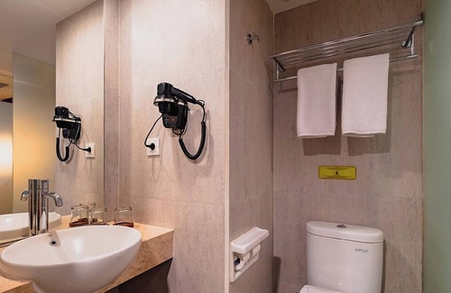 Pengosekan Hotel | MaxOne Hotels at Ubud