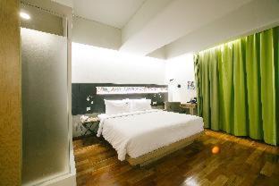 Gubeng Hotel | MaxOneHotels at Dharmahusada Surabaya