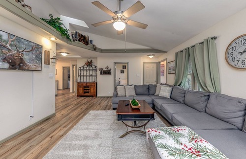 Ruidoso Cabin | May Sale! - Arcade🕹️ -Great Reviews!