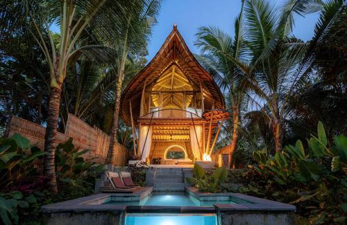 Melayang Villa | Maya Eco Retreat Bamboo Hotel