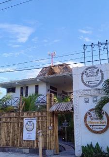 El Paredon Hotel | MAYAN SURF HOTEL