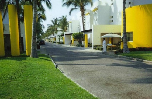 Playa Diamante Villa | Mayan Villa Xcaret beach access and private pool