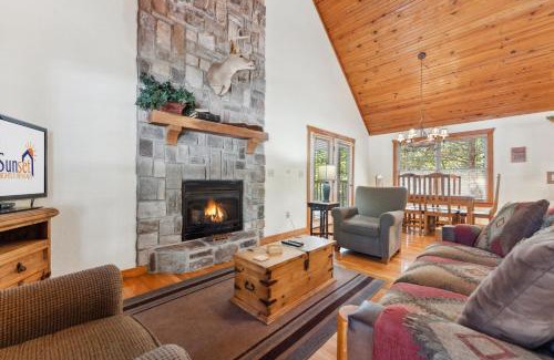 Branson West House | Mayberry Lodge Cabin