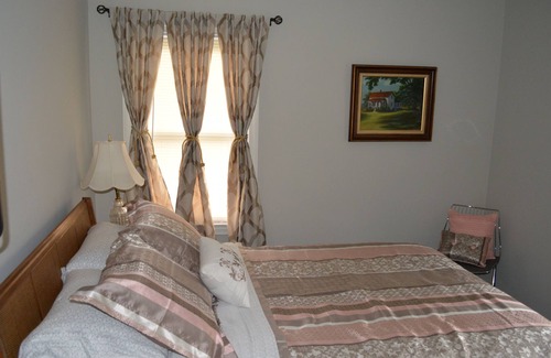 Mount Airy House | Mayberry "Sentimental Waltz"