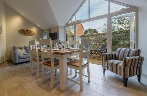 Brancaster House | Mayes Cottage