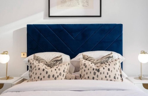 Southgate Apartment | Mayfair Deluxe Apartment