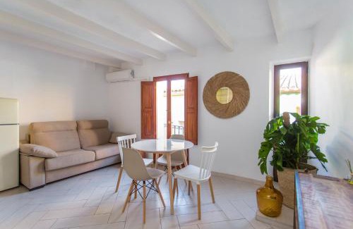 Old Town Apartment | Mayor 7 by Seaward Suites