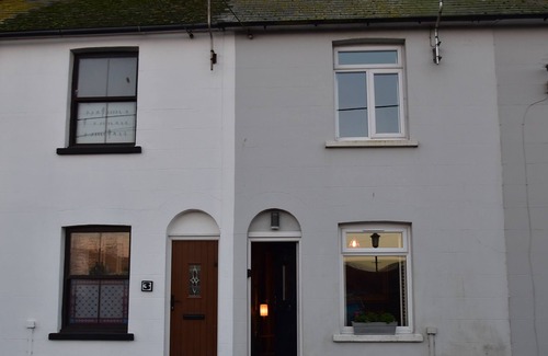 Rye Harbour Cottage | Mays House