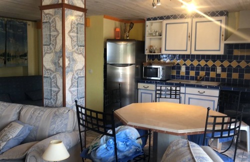 Saint-Aygulf House | MAZET - SEAFRONT - POOL -AIRCO (Max 2 pers)