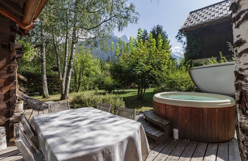 Les Tines Cabin | Mazot Les Tines, with hot tub