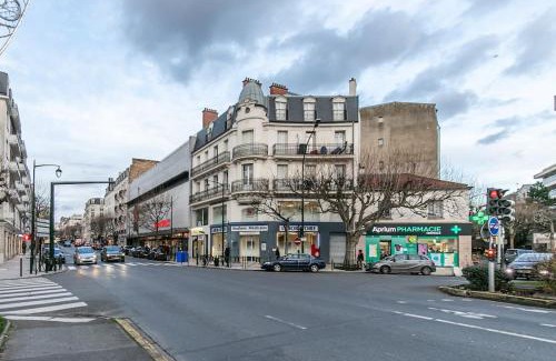 Villemomble Apartment | MBA Splendide Appart - Le Raincy - Banlieue Paris