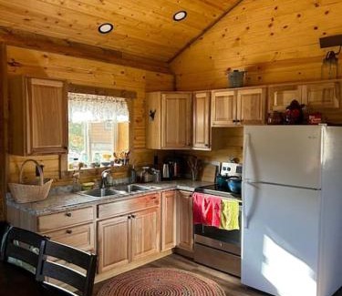 Gardiner House | McDonald Cabin #1 next to YNP