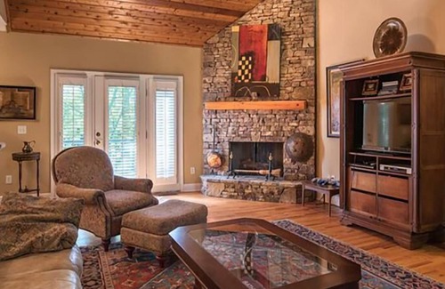Big Canoe House | Mcdowell Hideaway