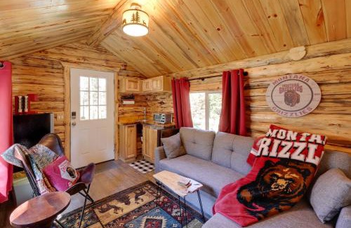 Marion House | McGregor Lake Access Cabin in Wooded Wilderness