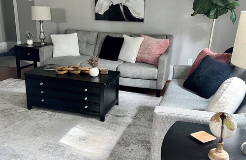 Lima Apartment | McIntee Manor on East Main