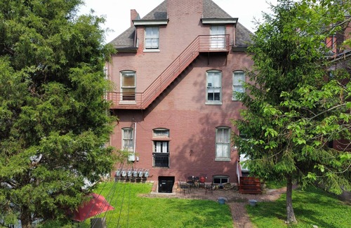 Old Louisville Apartment | MCM Luxury Introducing The Bach