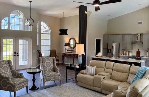 Pelican House | McShandy's 4B2B modern home with heated pool and gulf access