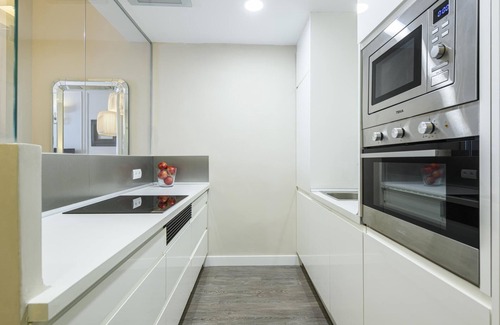La Roqueta Apartment | MD Pelayo center with terrace