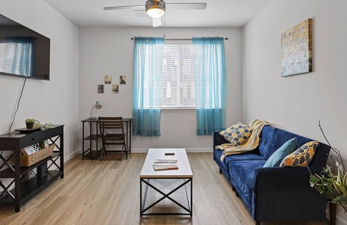 Downtown Baltimore Apartment | Mdrn Dwntwn 2bd/2ba - Near M&T|Oriole Park|Harbor