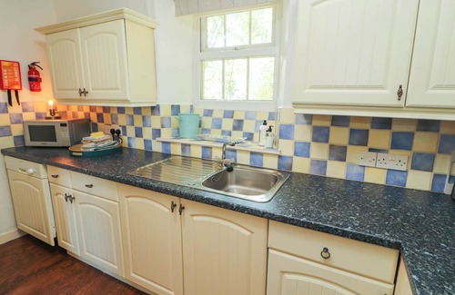 Staveley Cottage | Meadow Cottage