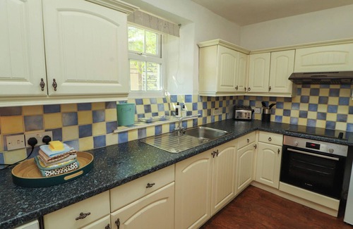 Staveley Cottage | Meadow Cottage
