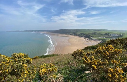 Hele House | Meadow Cottage. Pretty modern cottage close to Woolacombe and Lee