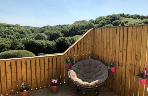 Hele House | Meadow Cottage. Pretty modern cottage close to Woolacombe and Lee