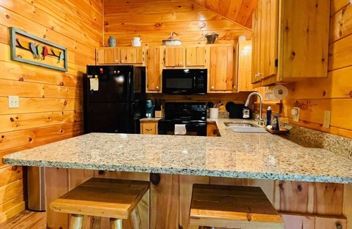 Unaka Cabin | Meadow Creek ★ Remote Workers ★ Family Friendly