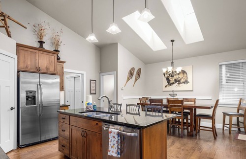 Columbia Falls Condo | Meadow Lake Manor | 4 Bed, 3 Bath