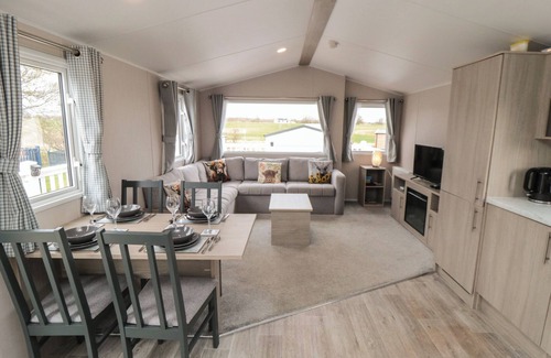Morpeth Cottage | MEADOW VIEW, pet friendly, with a garden in West Thirston/Felton