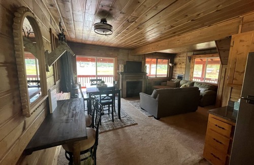 Duck Creek Village Cabin | Meadow View Sanctuary