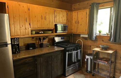 Duck Creek Village Cabin | Meadow View Sanctuary