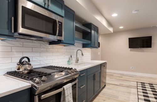 Columbia Falls Condo | Meadowlake condo - Summer pool and hot tub! AC for those hot summer days