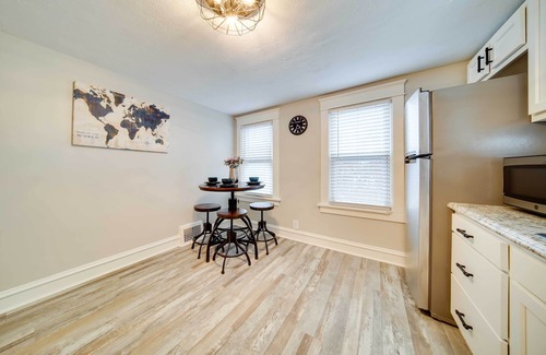 Meadville Apartment | Meadville Apartment w/Deck < 2 Mi to Allegheny!