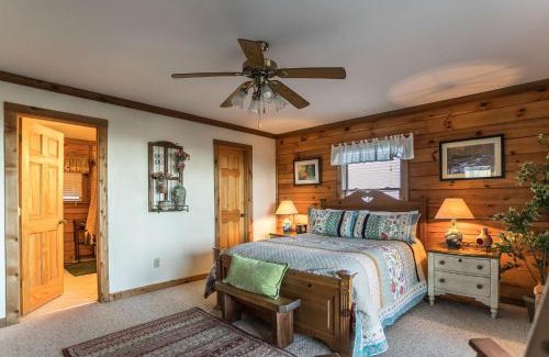 Seven Devils House | Meagan's Loft