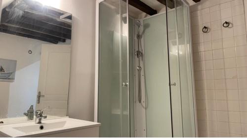 Meaux Apartment | MEAUX Centre Henri IV Vue CATHEDRALE Exeptionnelle