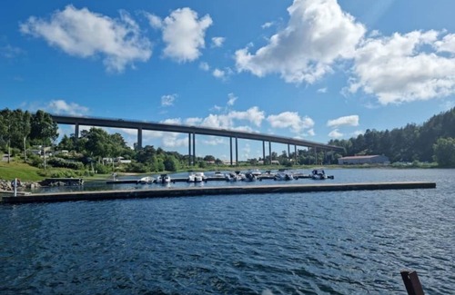 Myggenaes Apartment | Med ljuvlig utsikt och bara 300 meter till havet, kan man bo bättre?