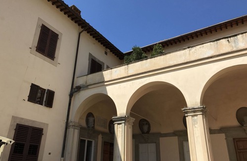 Bagno a Ripoli Apartment | Medici Villa. 5-room apartment overlooking the Tuscan hills.