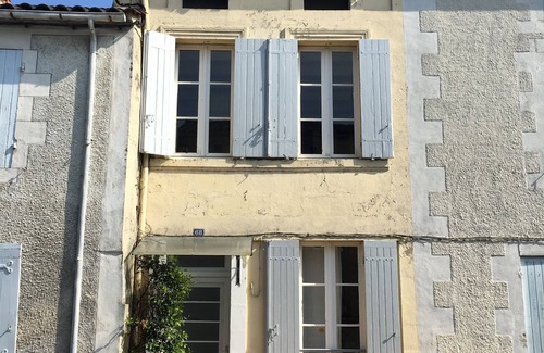 Gontaud House | Medieval Town House.