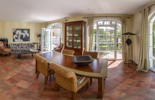 Kressbronn Apartment | Mediterranean Villa No: 2 with private whirlpool - 3 minutes to the beach
