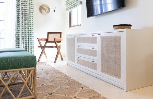 Las Catalinas Apartment | Mediterranean-style studio for 2 with terrace and BBQ area at Las Catalinas