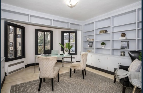 New Rochelle House | Mediterranean Villa nested on the hills of Wykagyl
