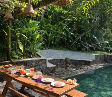 Akmeemana Villa | Medusa Bungalow - Galle